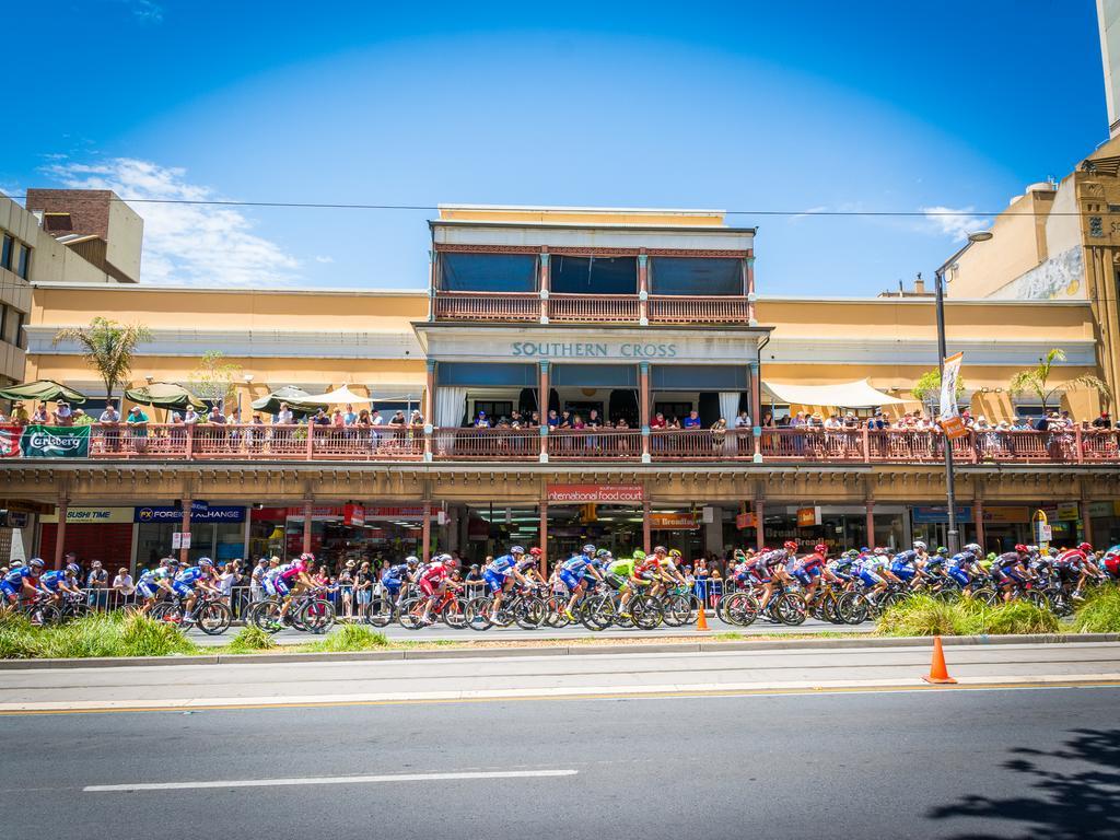 Blue Galah International Backpackers Hostel アデレード エクステリア 写真